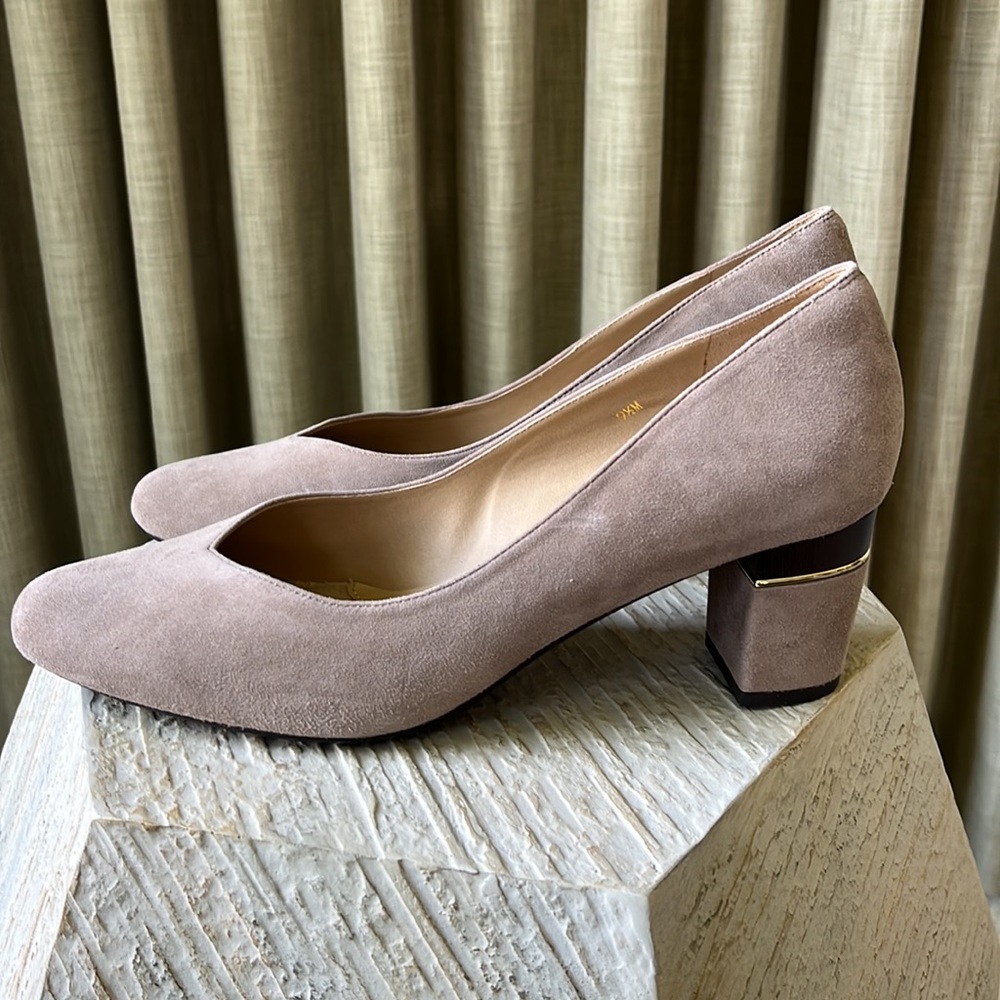 New Vaneli Darma Suede Pumps